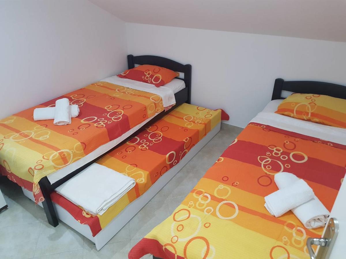 Apartments 4 Sailors คาเมนาริ ภายนอก รูปภาพ